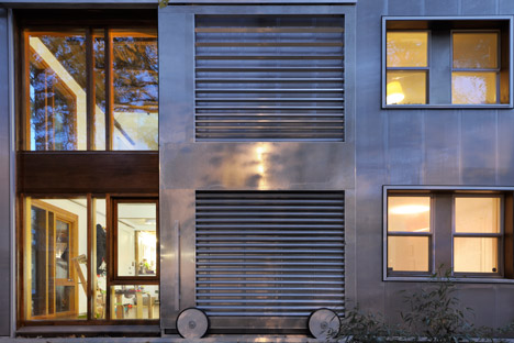 Polycarbonate house in Cambridge by Manfredo di Robilant